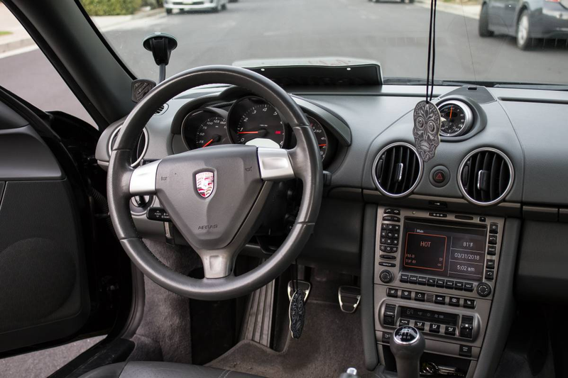 Illustration for article titled At $21,000, Will This 2007 Porsche Cayman Have You Saying See You Later, Gator?